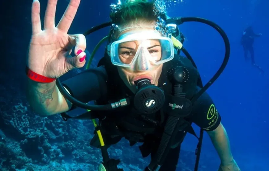 Hurghada: Intro Diving Trip, Snorkeling and Lunch