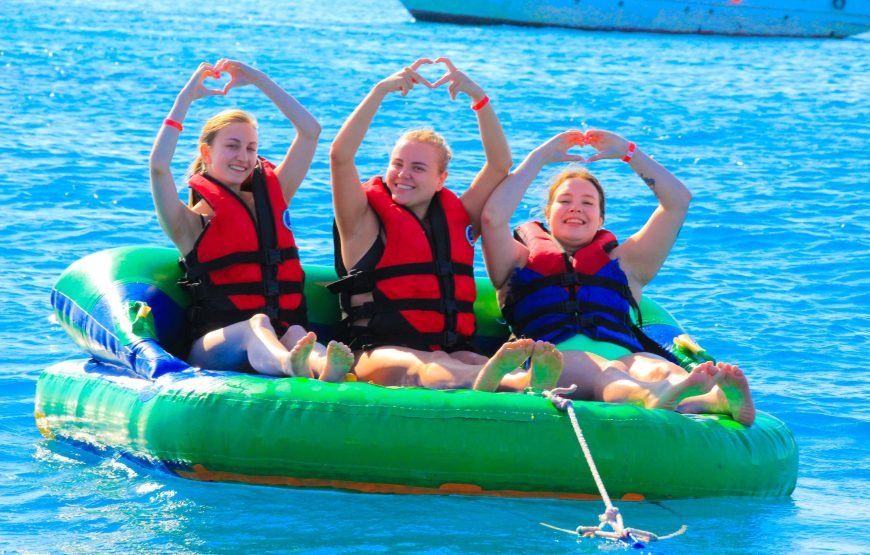 Hurghada: Hula Hula Boat Trip with Snorkeling and lunch