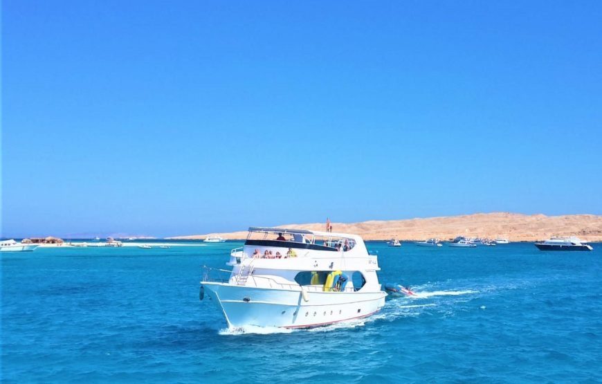Hurghada: Diving trip with Island, Snorkeling and lunch on boat