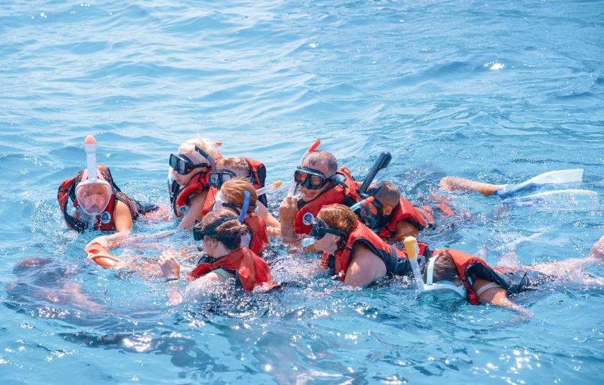 Hurghada: Snorkeling trip in Red Sae